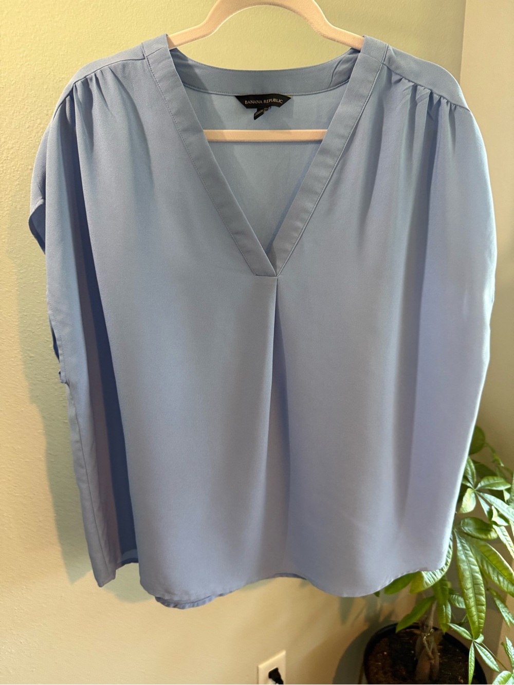 Banana Republic Light Blue Blouse – Size XL